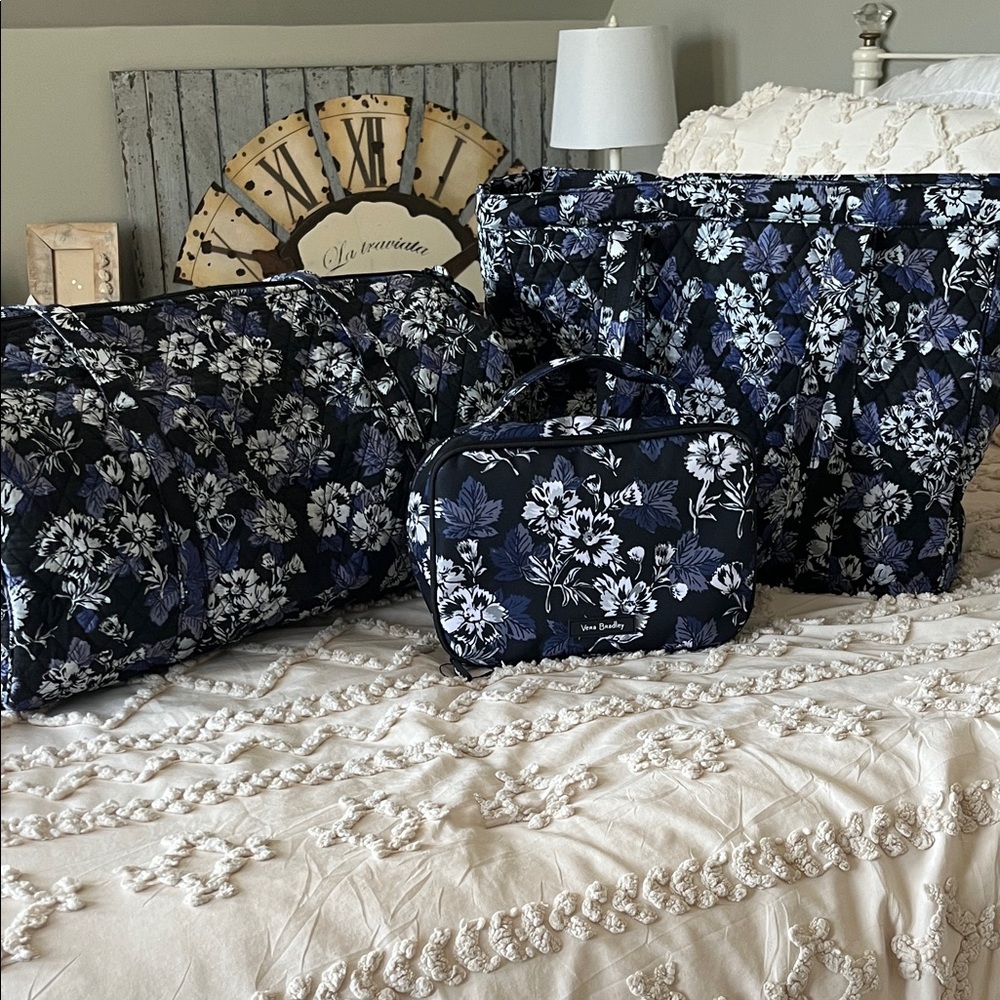 Vera Bradley Frosted Floral Bag 3 Set